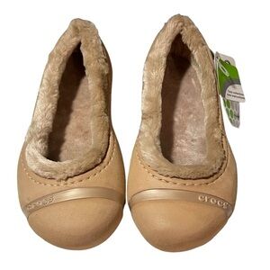 New Crocs Women's Nanook Flats 7 Ballet Faux Fur Lined Shoe Camel Tan BNWT